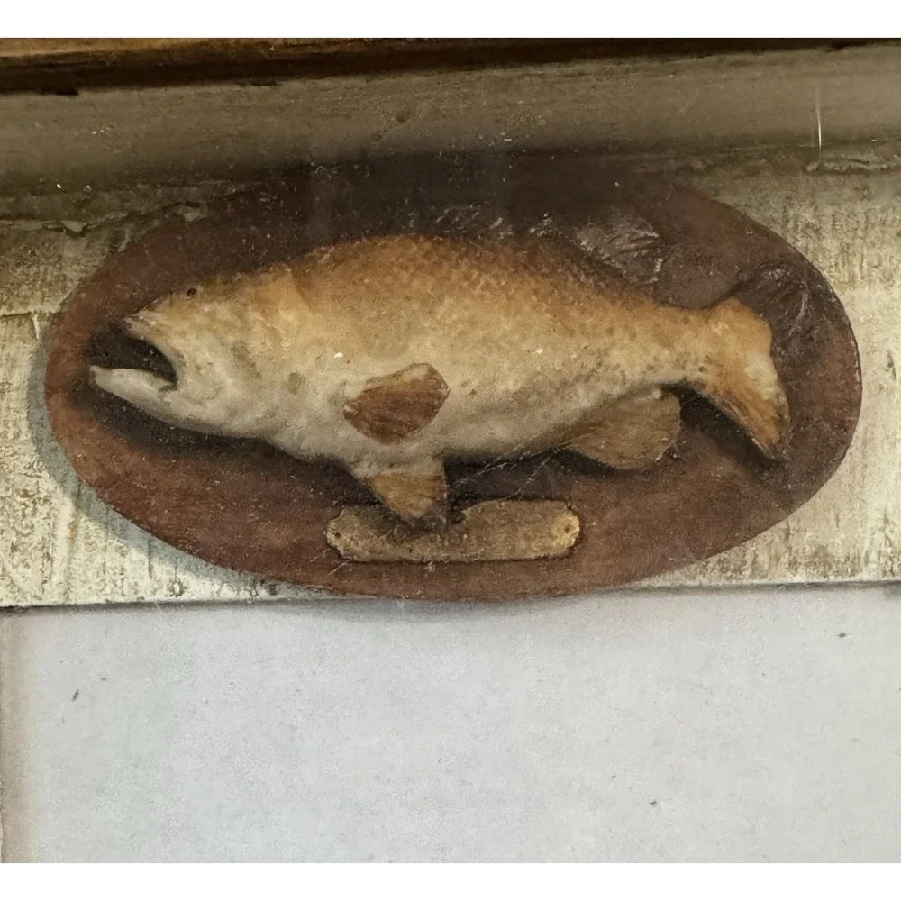 VINTAGE Frame Fishing Shadow Box 4X6 picture space HEAVY Wood‎ / Tackle Box Pole